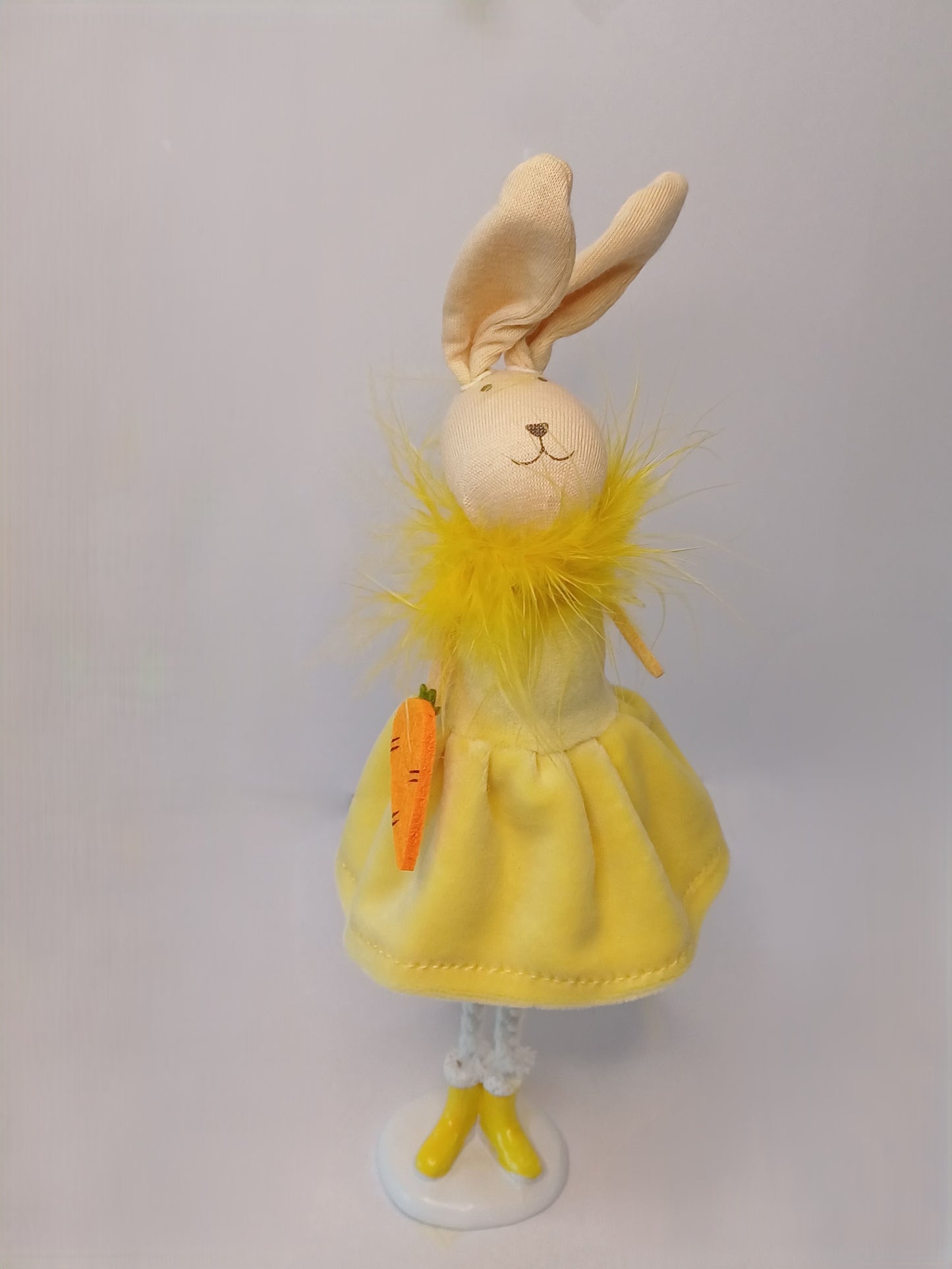 Stoff Hase mit Feder Schal in 3 Farben - H 22 cm