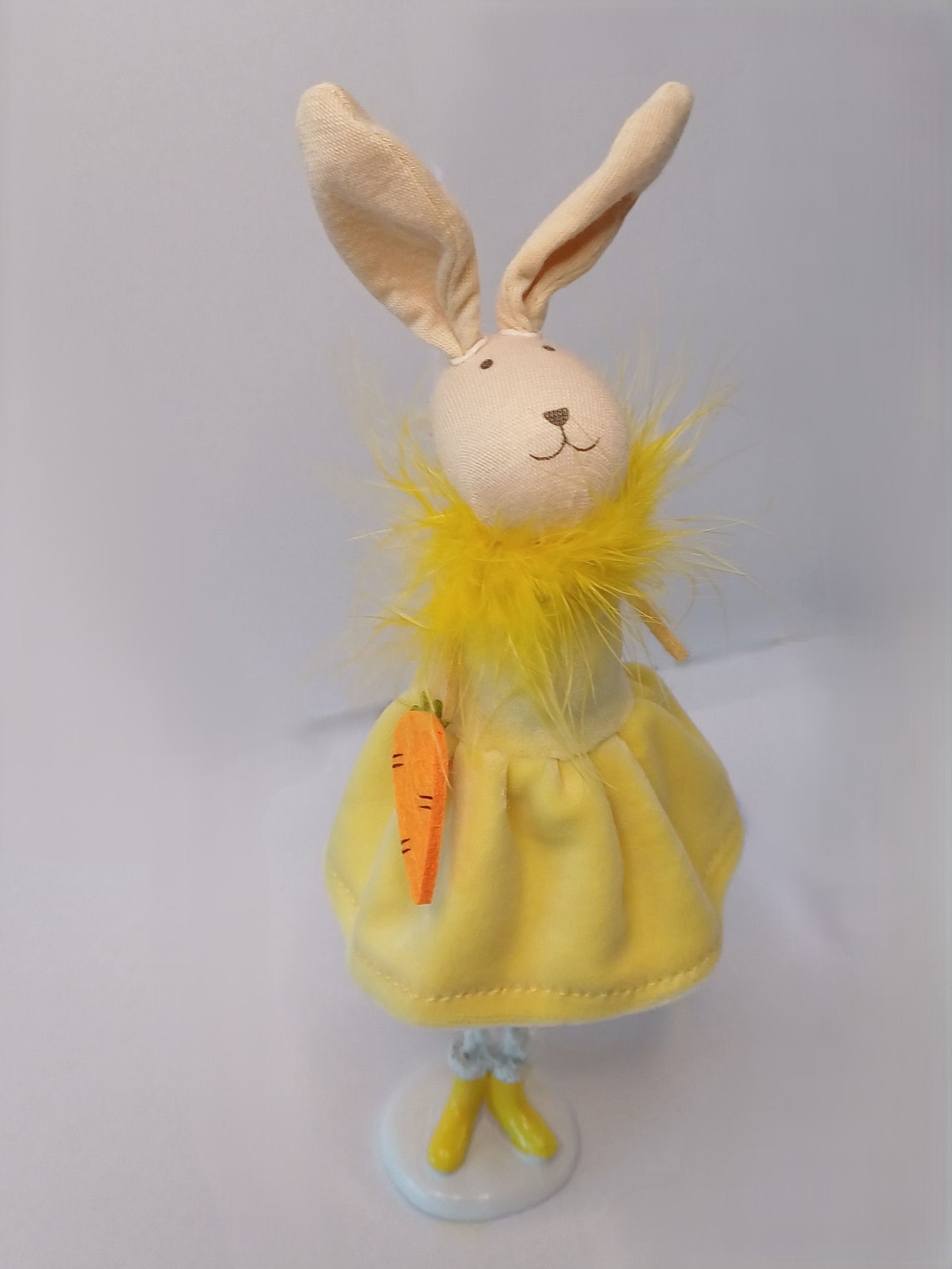 Stoff Hase mit Feder Schal in 3 Farben - H 22 cm