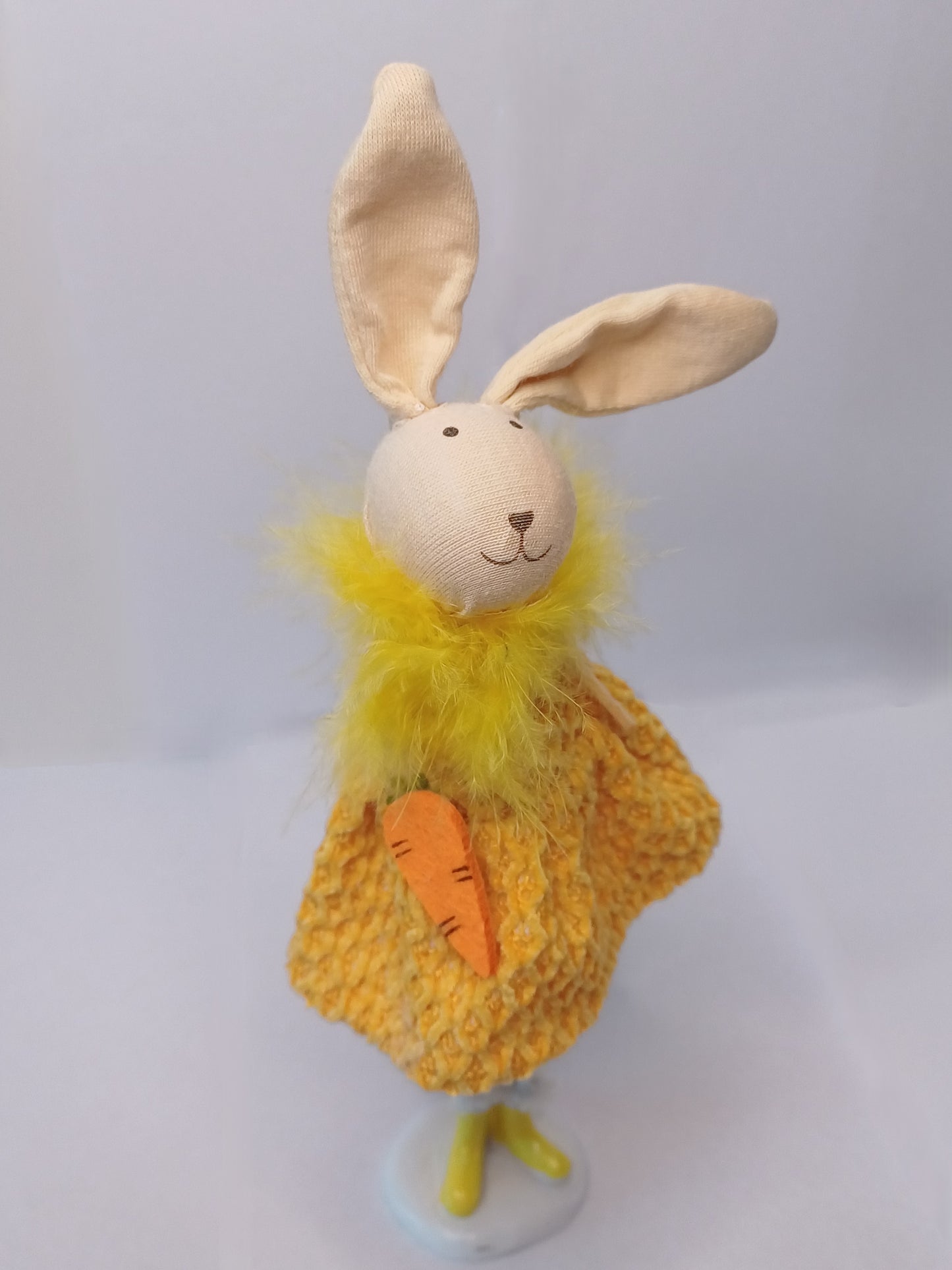 Stoff Hase mit Feder Schal in 3 Farben - H 22 cm