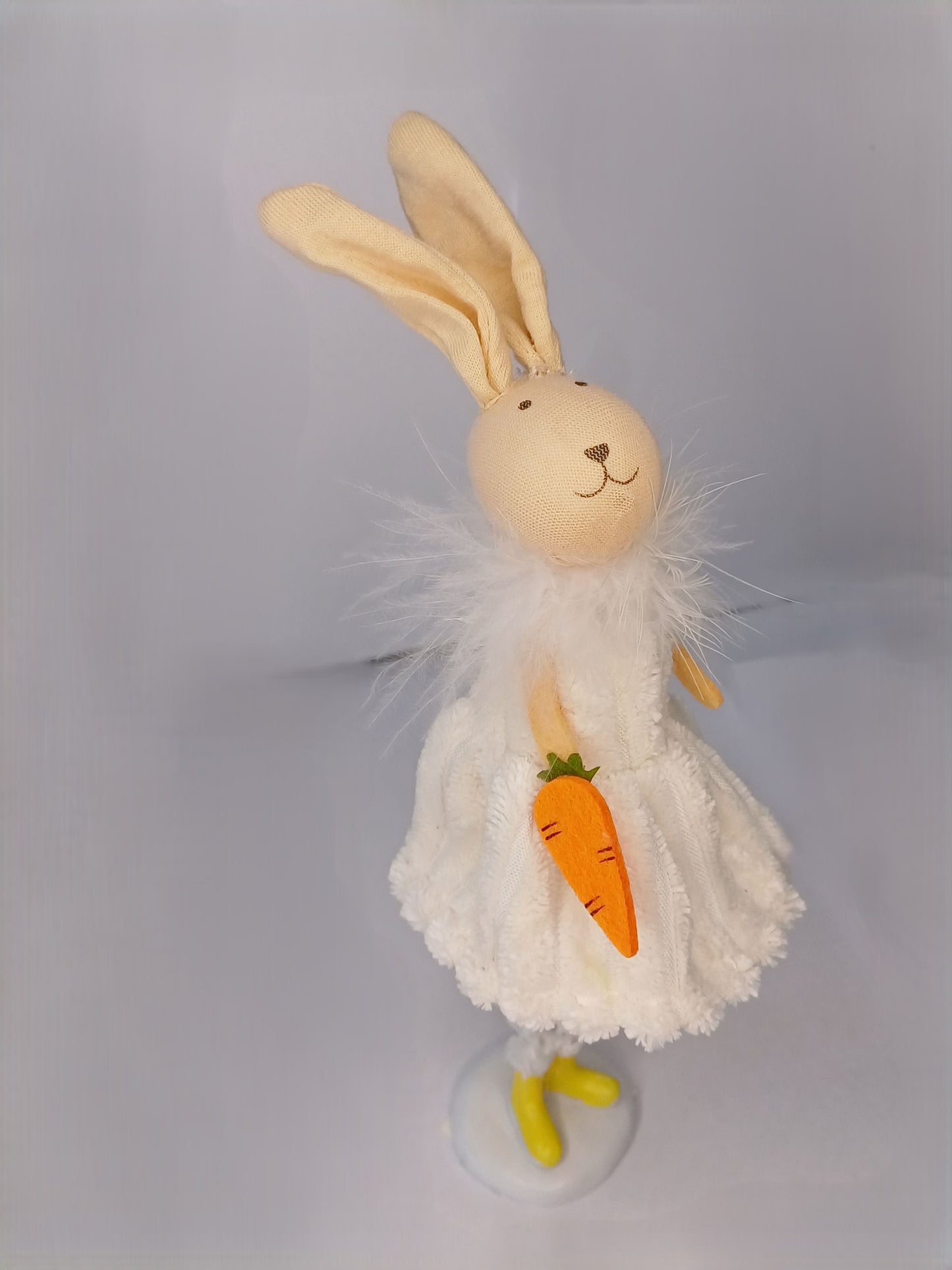Stoff Hase mit Feder Schal in 3 Farben - H 22 cm