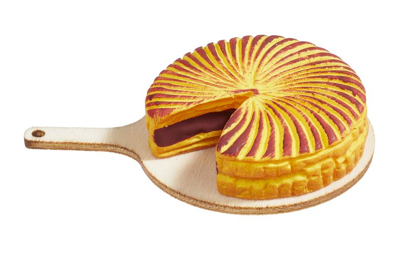 Kuchen auf Holzbrett - ca. 3 cm - Wichteltür Zubehör