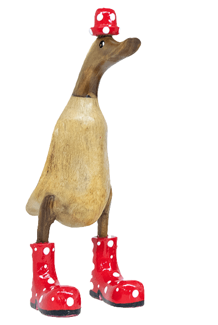 Ente aus Bambus mit roten Stiefeln und Hut in einer Höhe von ca. 25 cm. 
Wunderschöne Deko aus Bambuswurzel. Jedes Teil handgefertigt und ein Unikat. Ein Hingucker für Drinnen und Draußen