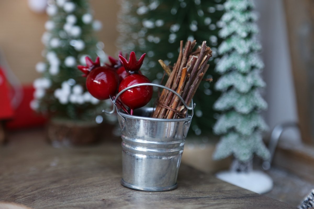 Wichtelwelt - Wichtelwelten - Wichteltür - Wichteltüren - Eimer - Dekoration - Wichtel - Filzwichtel - Kantenhocker - Waldwichtel - Weihnachtswichtel - Dekofigur - Zwerg - Gnom - s'Wichtal - Bernd Borowicz