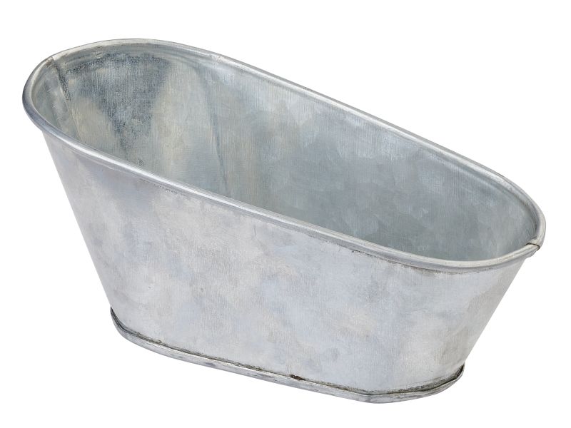 Die Badewanne ist ein dekoratives Zubehör für die Wichteltür.