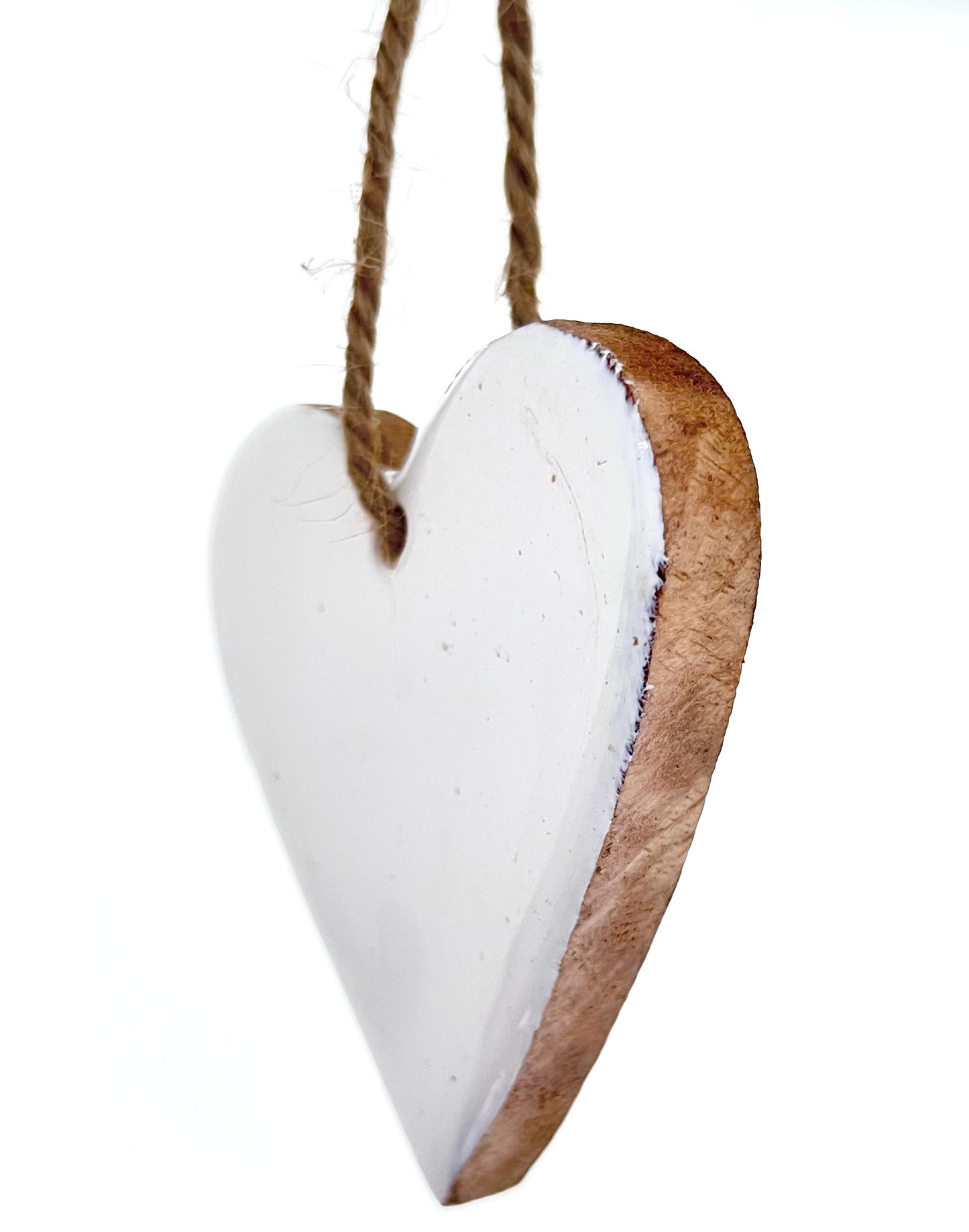Hängerchen - Herz aus Mangoholz - weiß - Dekoration - s'Wichtal - Bernd Borowicz