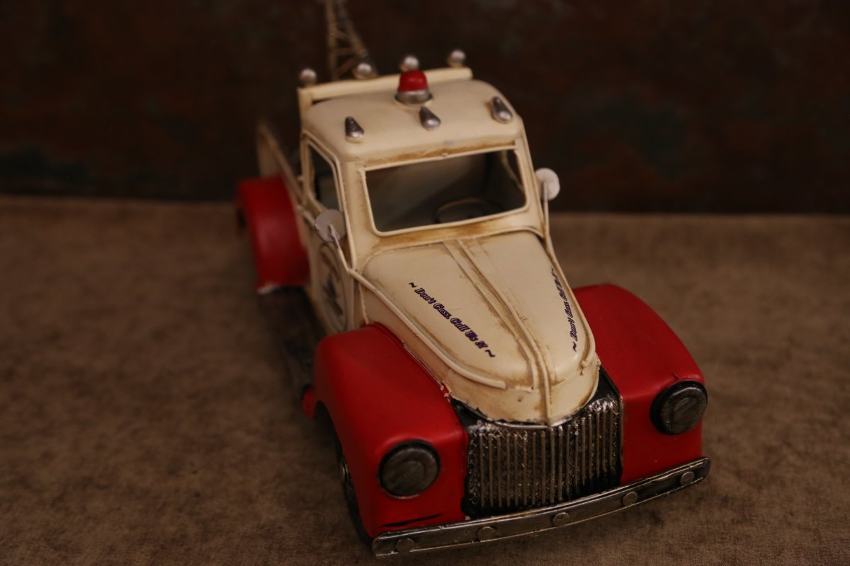 Abschleppwagen - US Car - Shabby Chic - rot / creme - Clayre & Eef - AU0034 - S´Wichtal - Bernd Borowicz