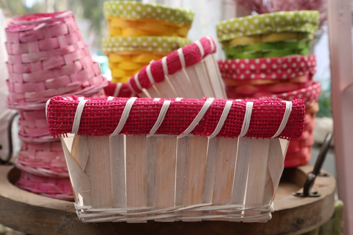 Körbchen - Holz - weiß-pink - gestreift - L 20 cm x B 12 cm x H 10 cm - S´Wichtal