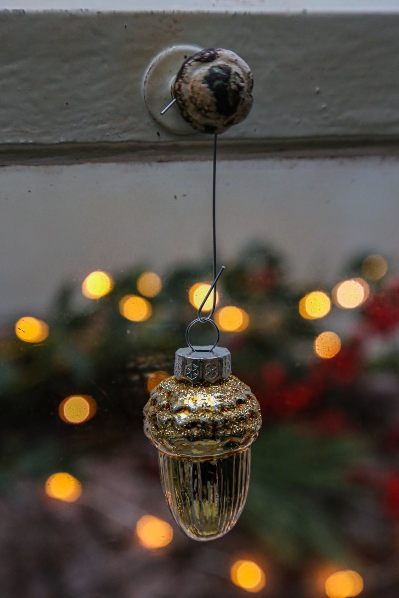 Walnuss - creme / gold - Glas - zum Hängen - 6-teiliges Set - D 3,7 cm x H 5,1 cm - S´Wichtal - Bernd Borowicz