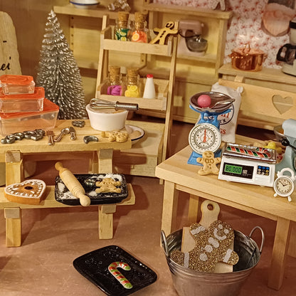 Backblech bzw. Backform als Zubehör für die Wichteltür