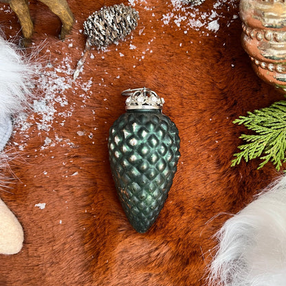 Zapfen - 3 Modelle - zum Hängen - Glas - D 4 cm x H 9 cm