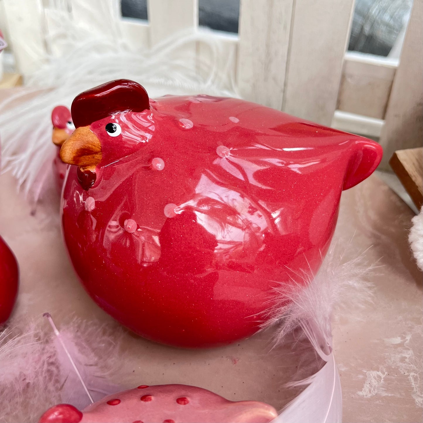 Huhn aus Keramik in 4 Farben und 2 Größen