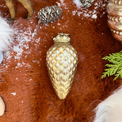 Zapfen - 3 Modelle - zum Hängen - Glas - D 4 cm x H 9 cm