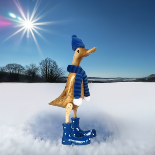 Ente mit Pudelmütze, Schal und Stiefeln blau ca. 25 cm