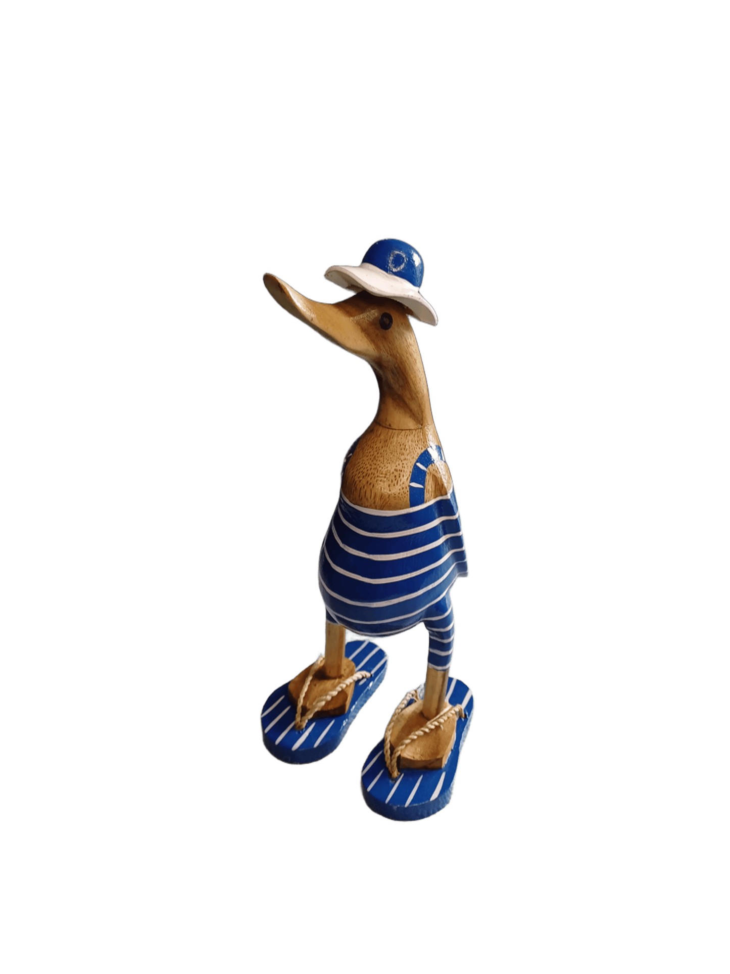 Ente aus Bambus mit Badeanzug, blauen Flip Flops, Sonnenhut und einer Höhe von ca. 25 cm. 
Wunderschöne Deko aus Bambuswurzel. Jedes Teil handgefertigt und ein Unikat. Ein Hingucker für Drinnen und Draußen