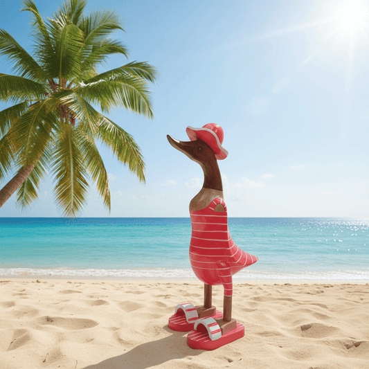 Ente aus Bambus im Badeanzug, roten Flip Flops, Sonnenhut und einer Höhe von ca. 25 cm. Wunderschöne Deko aus Bambuswurzel. Jedes Teil handgefertigt und ein Unikat. Ein Hingucker für Drinnen und Draußen. 
Ente mit Flip Flops und Sonnenhut / rot - Farbe: natur / rot / weiß - 
Material: Bambus - Maße: Höhe 25 cm - 
Ursprung: Indonsien