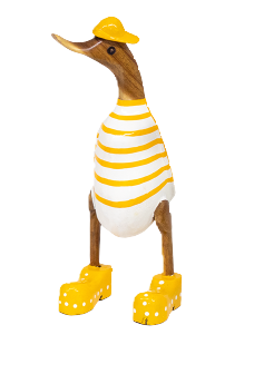 Bambusente als Strandente mit gelben Schuhen und Cap in einer Höhe von 25 cm.
Wunderschöne Deko aus Bambuswurzel. Jedes Teil handgefertigt und ein Unikat. Ein Hingucker für Drinnen und Draußen.
Zudem stehen die Enten aus Bambus für Familie, Treue & Liebe und Holz für Wachstum. So macht es sie dadurch auch zu einem bedeutungsvollen Geschenk für einen lieben Menschen.