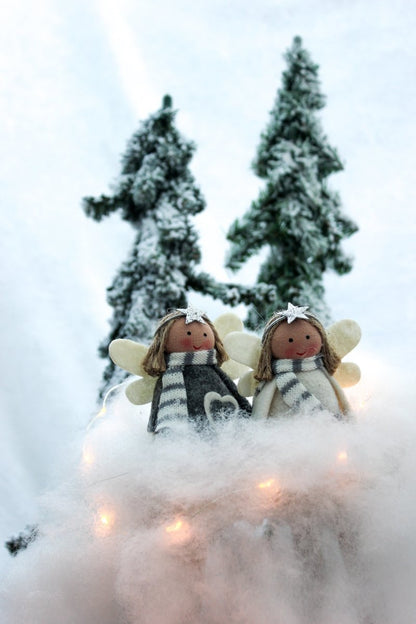 Filzengel mit Sternenkranz - weiß oder grau - ca. 10 cm - S´Wichtal