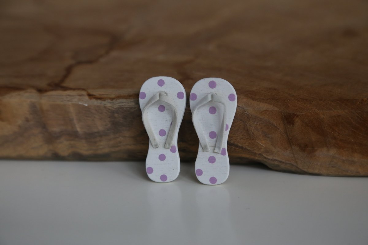 Flip Flops - Holz - violett gepunktet - L 4,5 cm - Wichteltür Zubehör - Wichteltüren - S´Wichtal